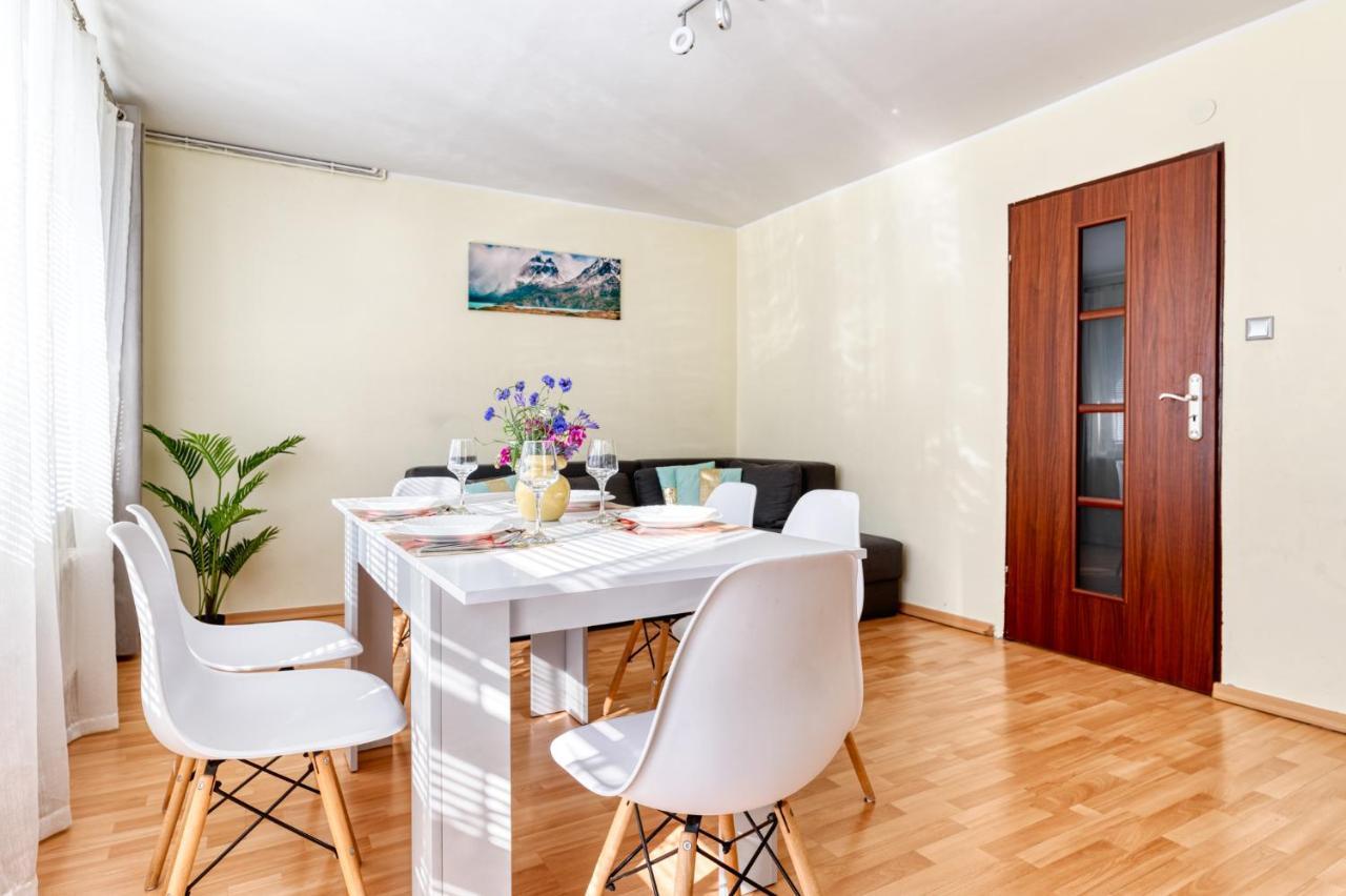 Apartament Arturro Z Ogrodkiem シクラルスカ・ポレンバ エクステリア 写真